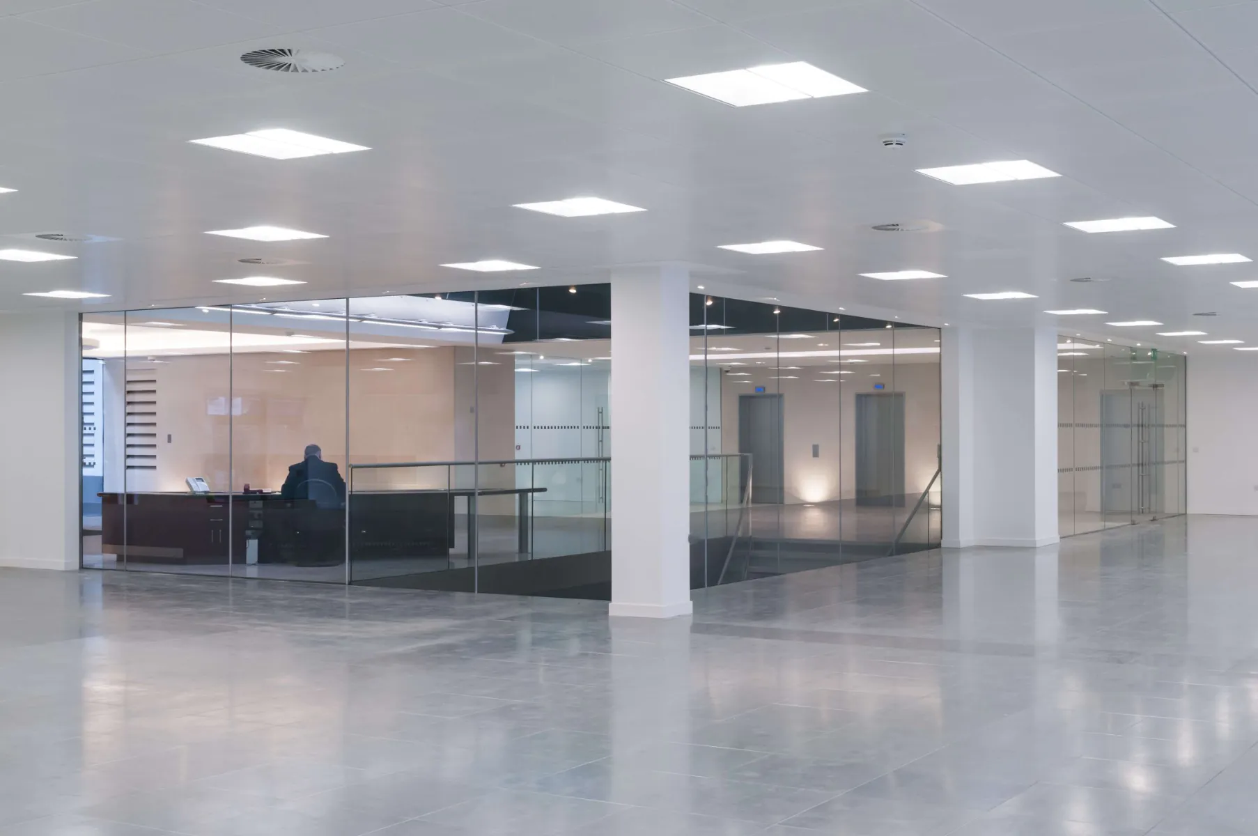 LED-Panels an der Decke